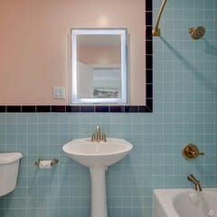 Unit 4*Dbl Queen Room, Mini Fridge, Microwave, Wif