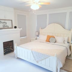 1 bdrm upstairs unit near downtown w/ free