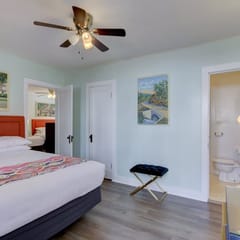Unit 1 3 Queen, 2 Bdrm Suite With Kitchenette,Wifi