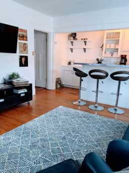 Great Deal, Just A Few Blocks To Dwntn Hot Springs - Image 2