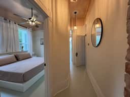 Romantic 2bd upstairs apt Wifi SmartTV, Kitchen - Image 2