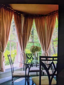 Unit 14 Roomy King Suite With Daybed Kitchenette, - Image 2